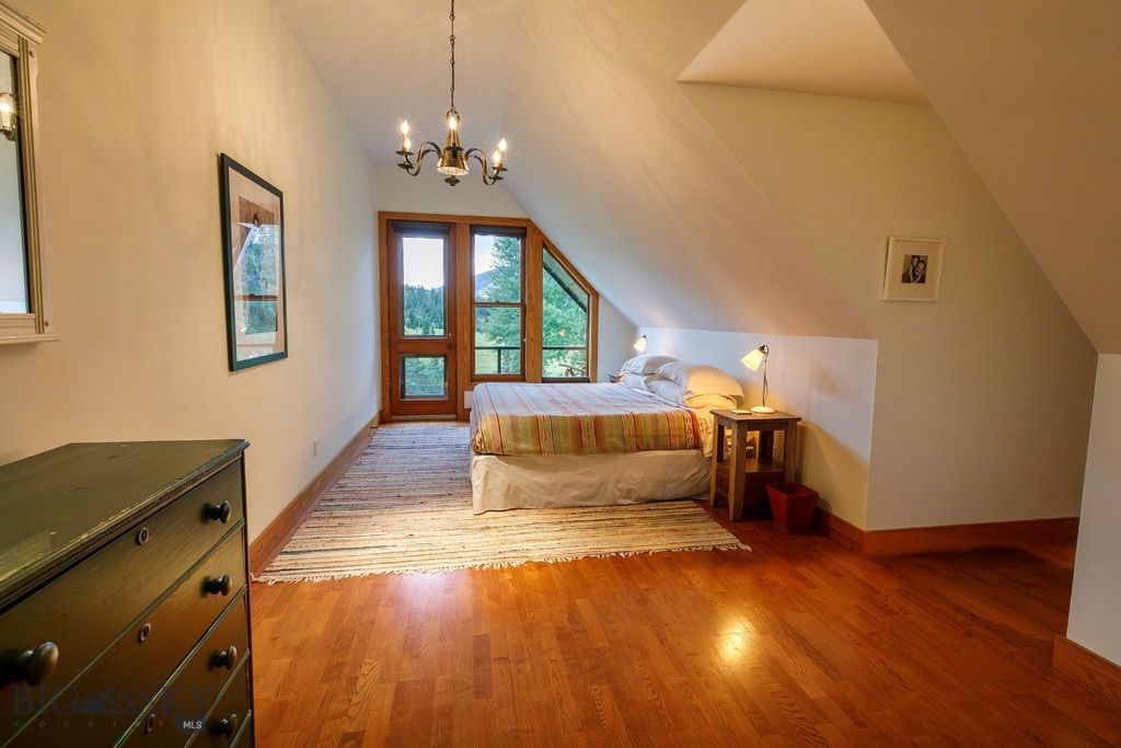 Address unavailable. photo 28