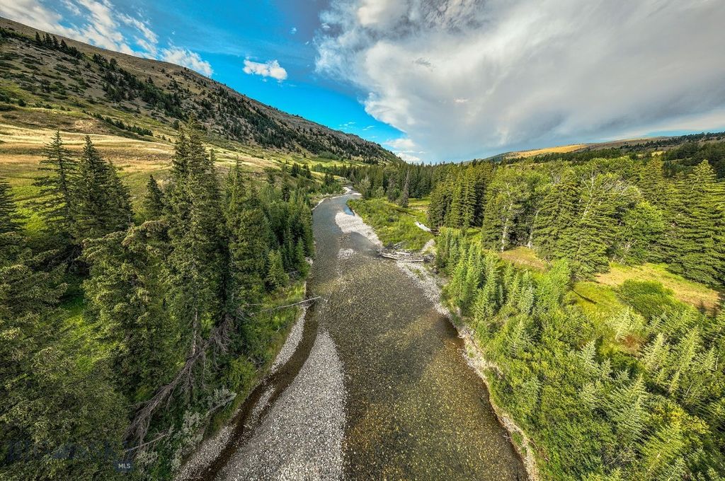 Address unavailable. photo 3