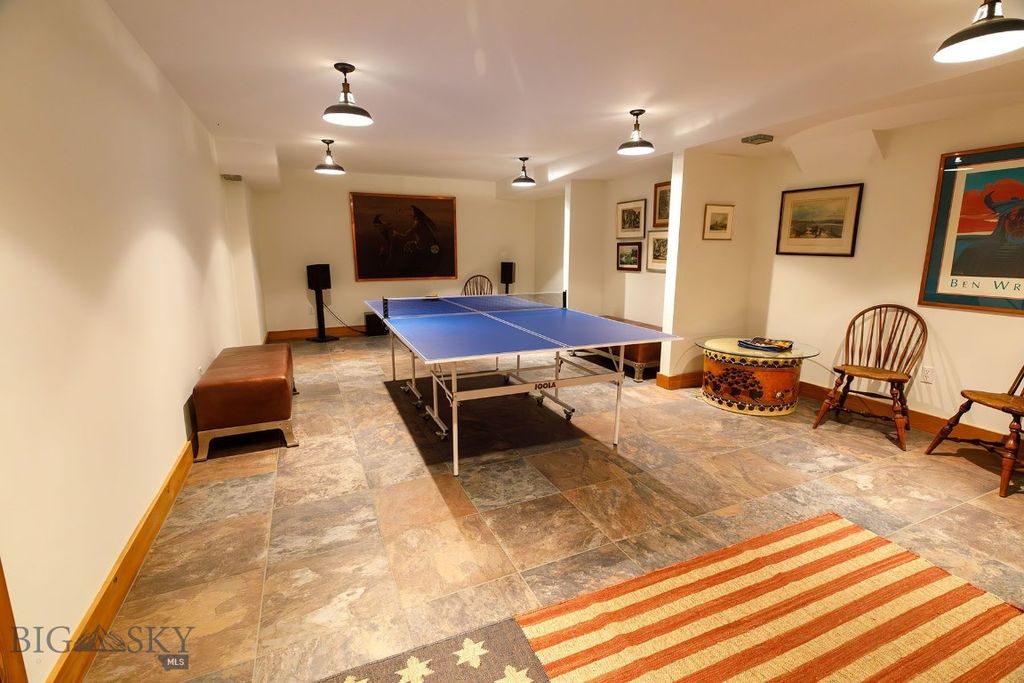 Address unavailable. photo 35