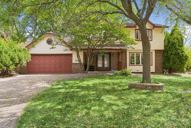 1836 Prior Avenue N, Falcon Heights, MN 55113