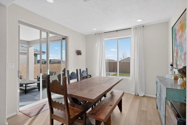 920 Turquesa Loop SE, Rio Rancho, NM 87124