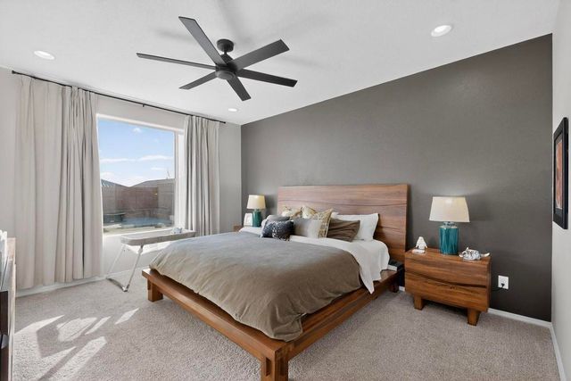 920 Turquesa Loop SE, Rio Rancho, NM 87124