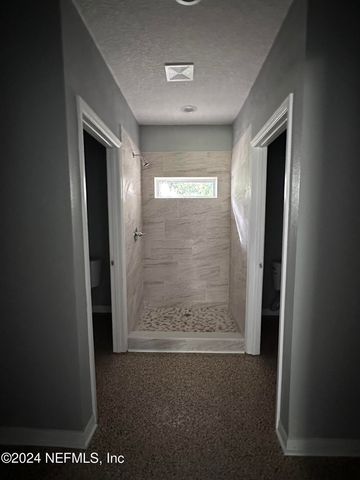2122 ASHLAND Street, Jacksonville, FL 32207
