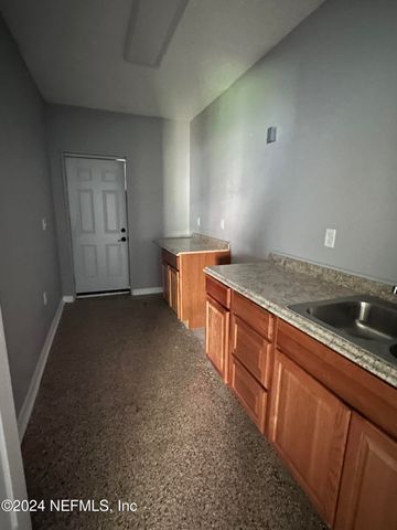 2122 ASHLAND Street, Jacksonville, FL 32207