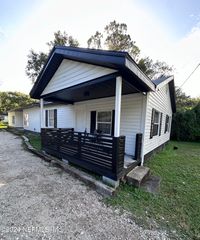 2122 ASHLAND Street, Jacksonville, FL 32207