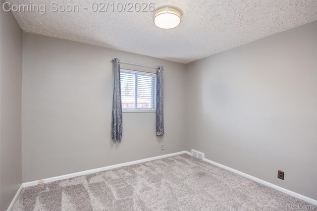 36610 Tessens Drive, Clinton Charter Township, MI 48035