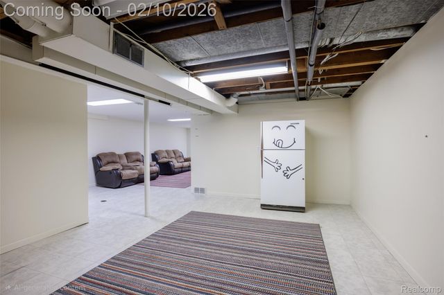 36610 Tessens Drive, Clinton Charter Township, MI 48035