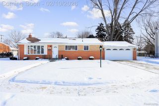 36610 Tessens Drive, Clinton Charter Township, MI 48035