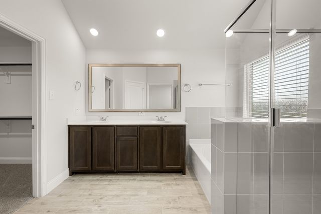 317 Comfort Drive, Godley, TX 76044
