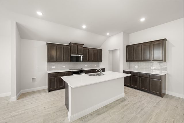 317 Comfort Drive, Godley, TX 76044