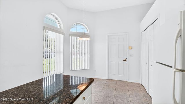 934 Pine Creek Circle NE, Palm Bay, FL 32905