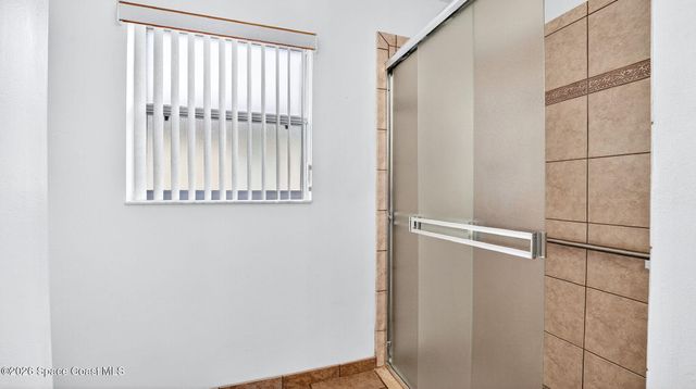 934 Pine Creek Circle NE, Palm Bay, FL 32905