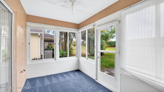 934 Pine Creek Circle NE, Palm Bay, FL 32905