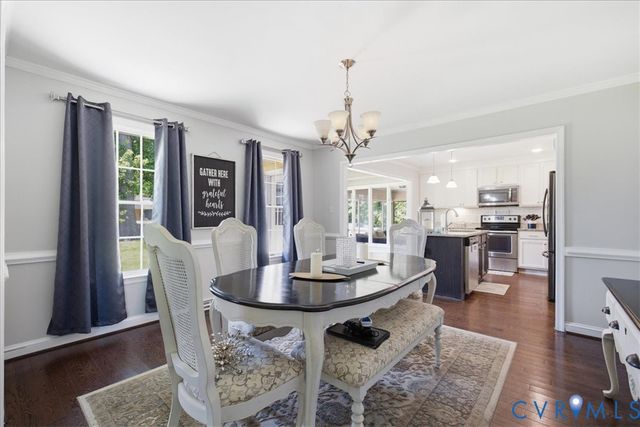 1315 Appomattox Dr, Colonial Heights, VA 23834