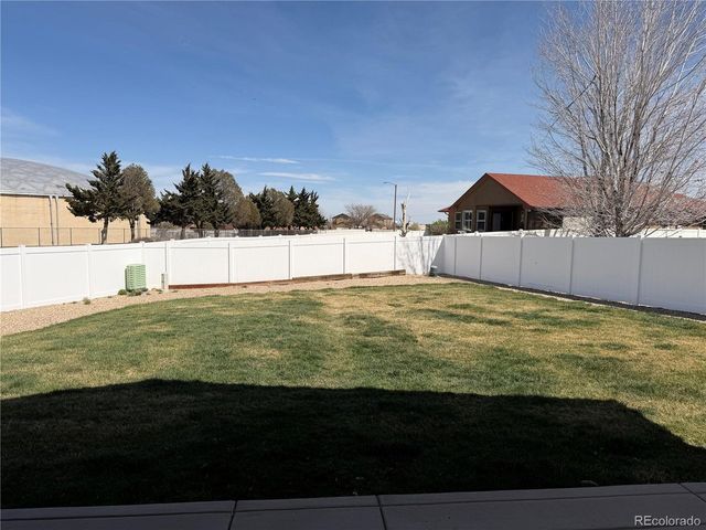 2310 Stone Pine Dr, Pueblo, CO 81005