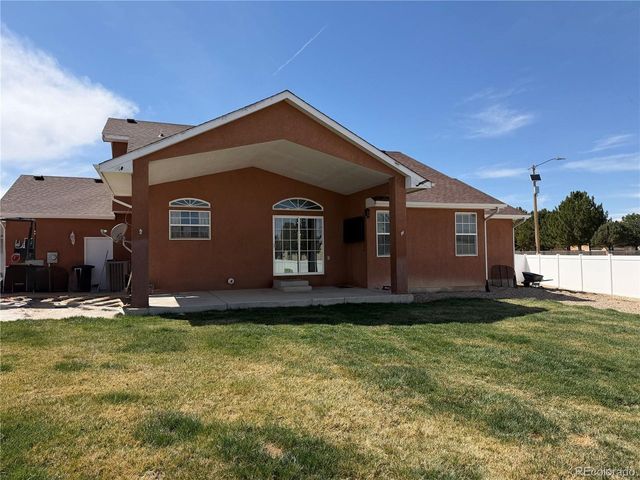2310 Stone Pine Dr, Pueblo, CO 81005