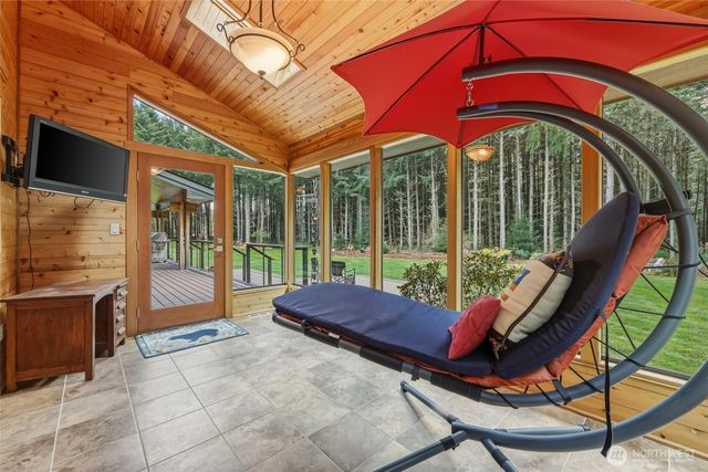 14925 159th Lane SE, Yelm, WA 98597