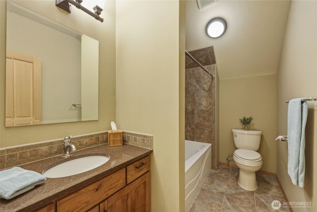 14925 159th Lane SE, Yelm, WA 98597
