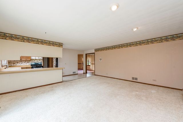 12375 W Ash Court, Beach Park, IL 60099
