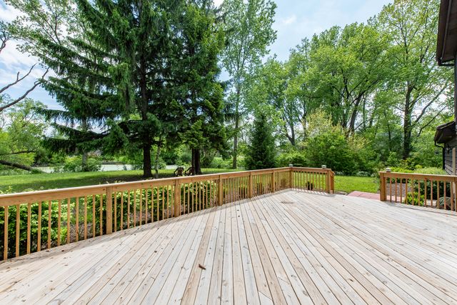 12375 W Ash Court, Beach Park, IL 60099