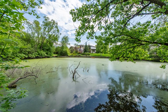 12375 W Ash Court, Beach Park, IL 60099