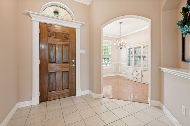 2628 Britany Circle, Bedford, TX 76022