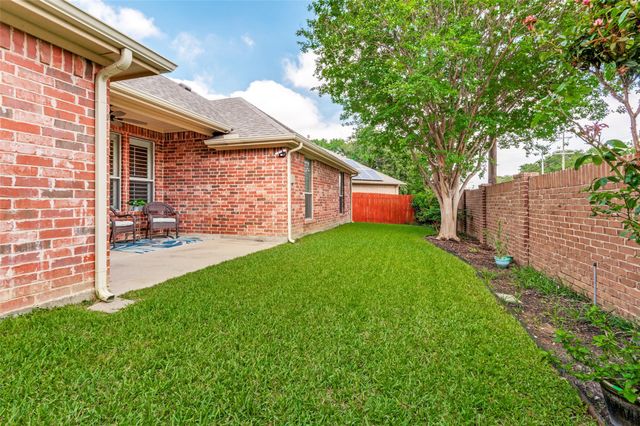 2628 Britany Circle, Bedford, TX 76022