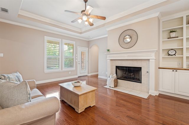 2628 Britany Circle, Bedford, TX 76022