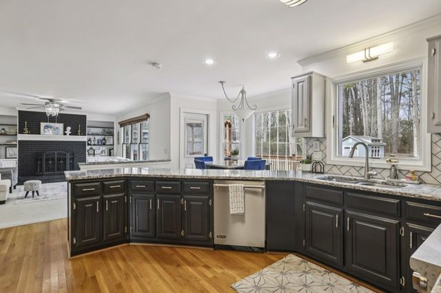 2388 Radbury Lane, Snellville, GA 30078