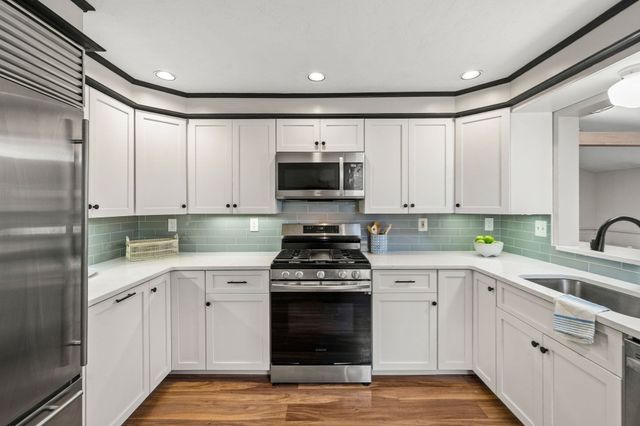 60 Sassamon Ave, Milton, MA 02186