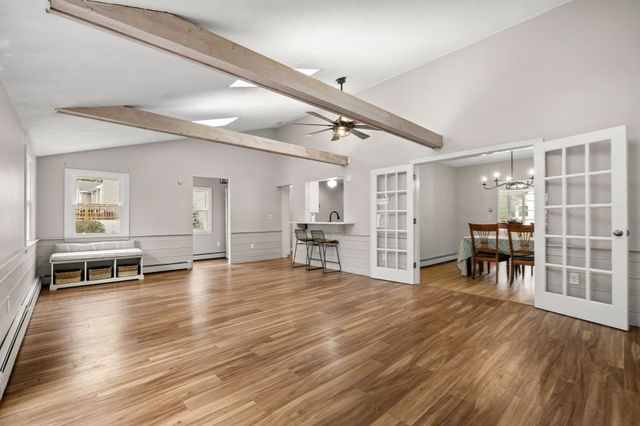 60 Sassamon Ave, Milton, MA 02186