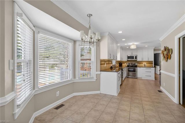 625 Briarwood Dr, Chesapeake, VA 23322