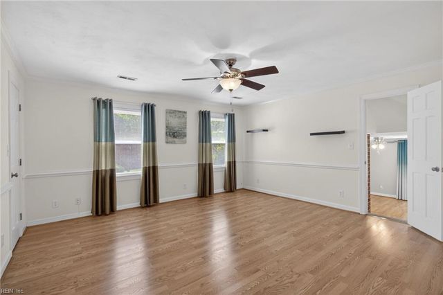 625 Briarwood Dr, Chesapeake, VA 23322