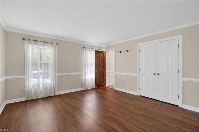 625 Briarwood Dr, Chesapeake, VA 23322