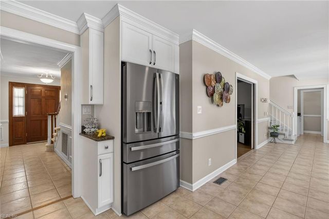 625 Briarwood Dr, Chesapeake, VA 23322