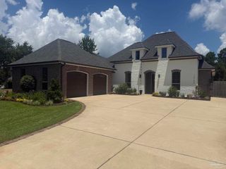 12780 Seratine Dr, Pensacola, FL 32506