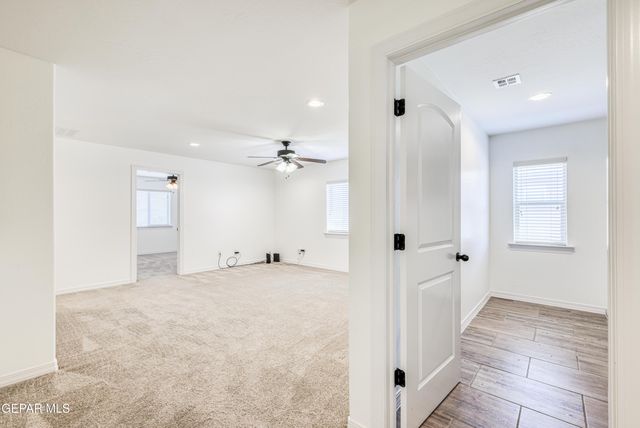 1731 BREEDER CUP Way, El Paso, TX 79928