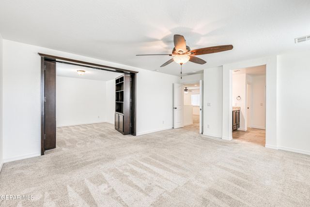 1731 BREEDER CUP Way, El Paso, TX 79928