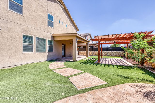 1731 BREEDER CUP Way, El Paso, TX 79928