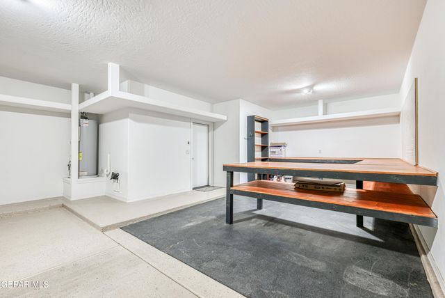 1731 BREEDER CUP Way, El Paso, TX 79928