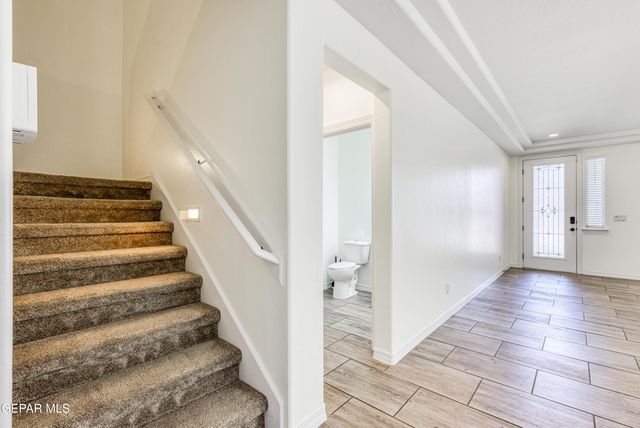 1731 BREEDER CUP Way, El Paso, TX 79928