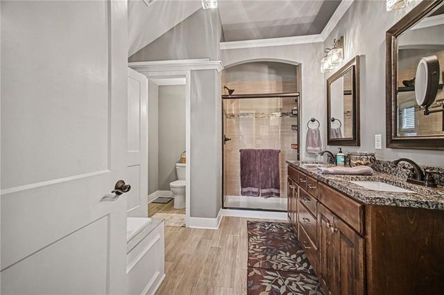 3709 NE 80th Street, Kansas City, MO 64119