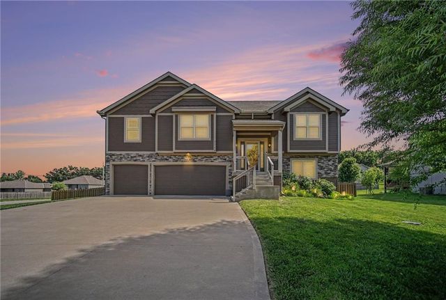 3709 NE 80th Street, Kansas City, MO 64119