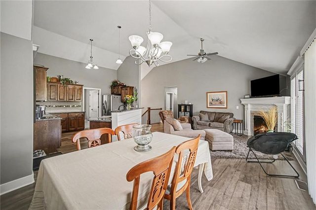 3709 NE 80th Street, Kansas City, MO 64119