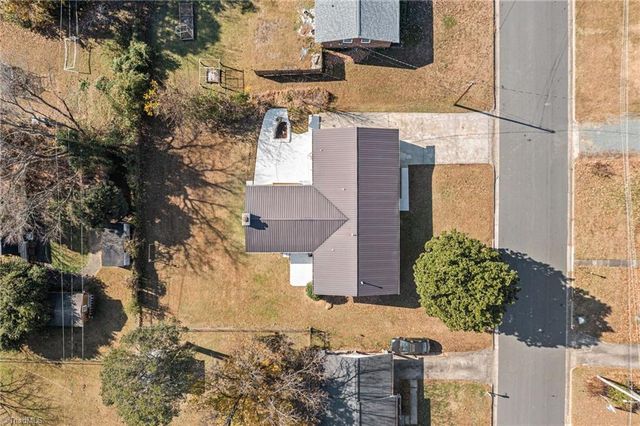 115 Eastway Lane, Graham, NC 27253