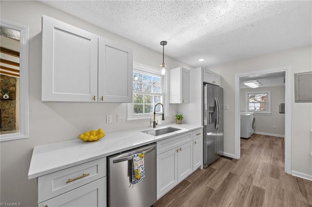 115 Eastway Lane, Graham, NC 27253