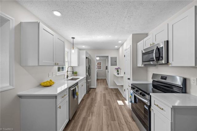 115 Eastway Lane, Graham, NC 27253