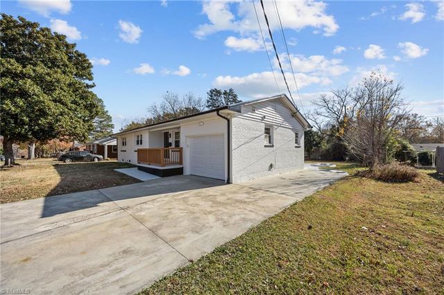 115 Eastway Lane, Graham, NC 27253