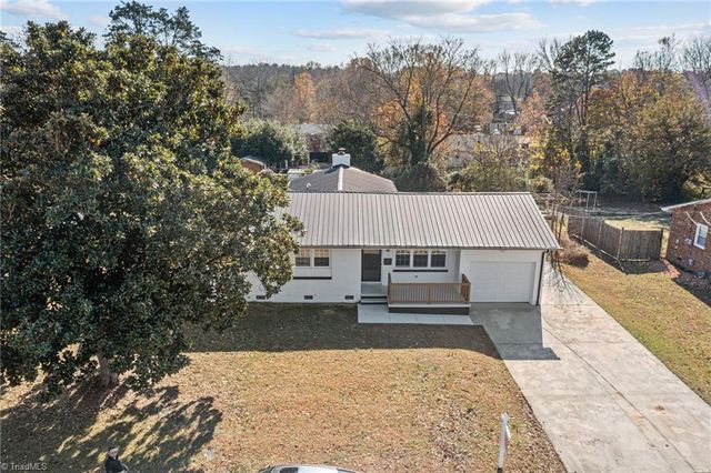115 Eastway Lane, Graham, NC 27253