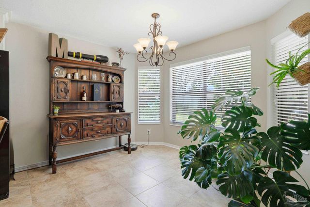 2569 Cypress Point Cir, Navarre, FL 32566